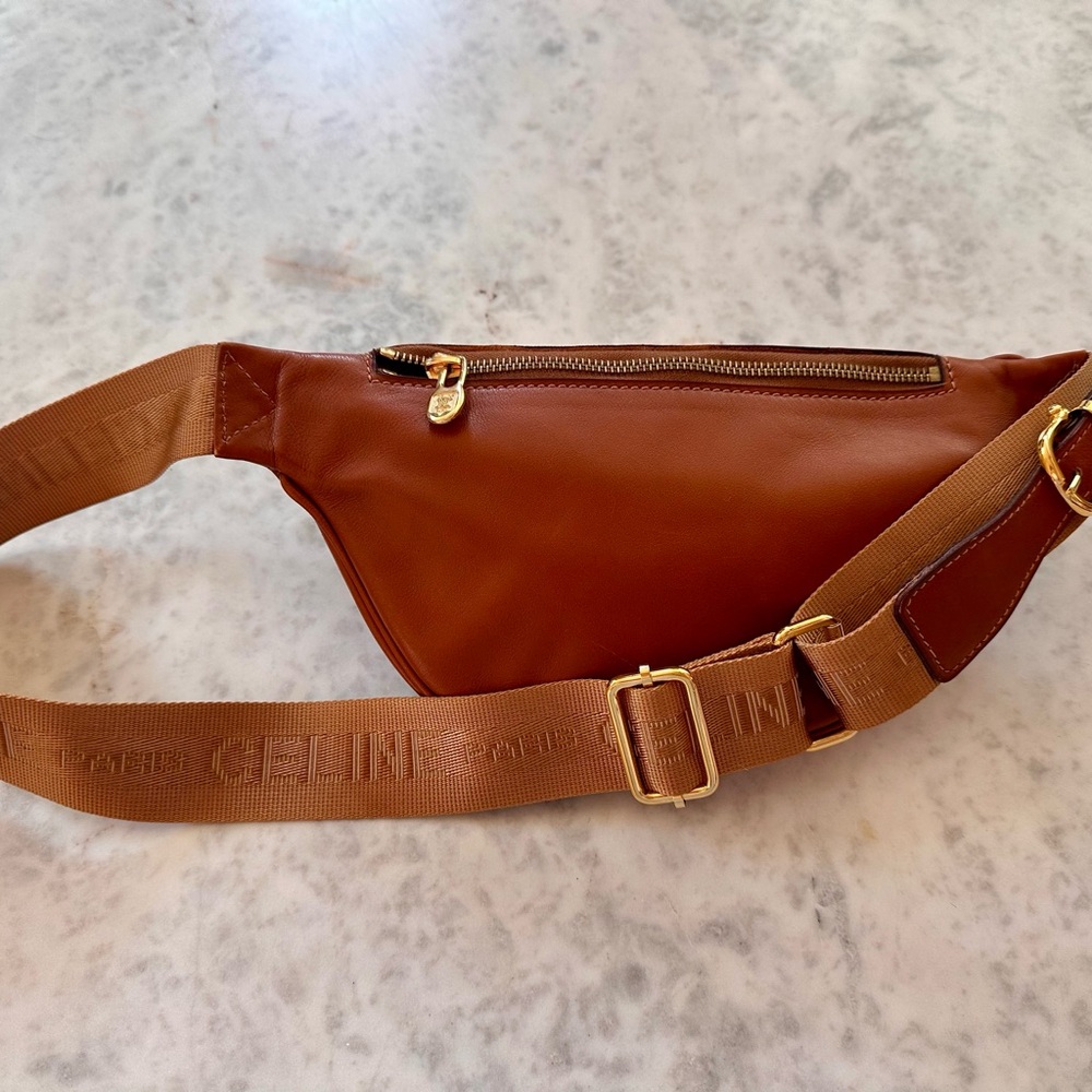 CELINE | Tan Leather Pouch - Picture 7 of 10